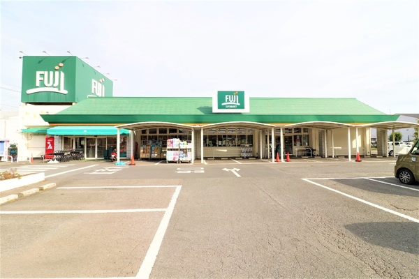 海老名市門沢橋5丁目の土地(Fuji倉見店)