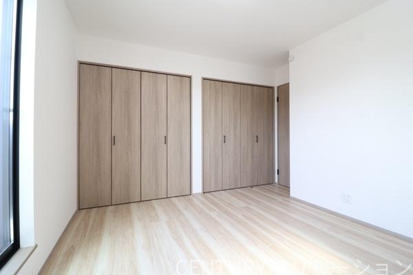 座間市東原2丁目の新築一戸建(洋室)