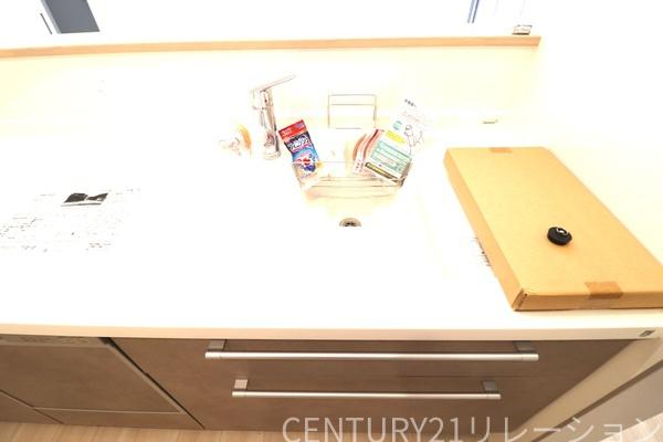 座間市西栗原１丁目　新築一戸建　４号棟