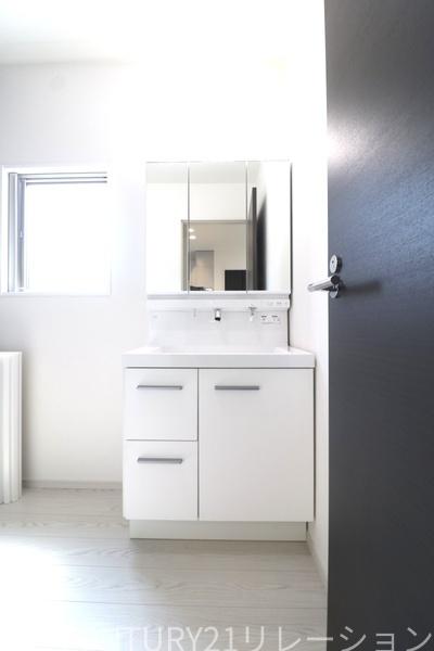 座間市入谷西３丁目　新築一戸建　２号棟