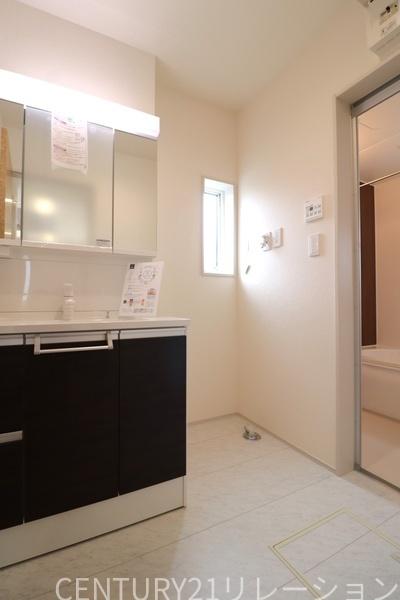 高座郡寒川町小谷２丁目　新築一戸建　１号棟