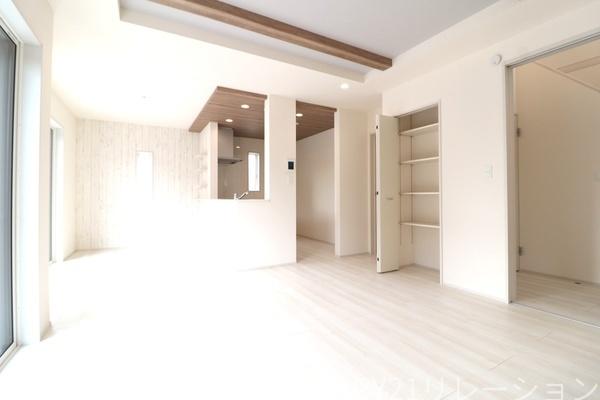 高座郡寒川町小谷２丁目　新築一戸建　４号棟