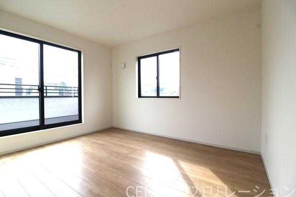 綾瀬市深谷中3丁目1期 新築分譲1号棟(洋室)