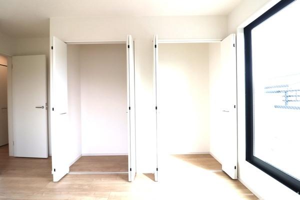 綾瀬市深谷中3丁目1期 新築分譲1号棟(収納)