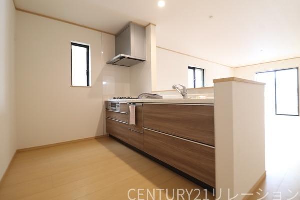 綾瀬市深谷中１丁目　新築分譲2号棟