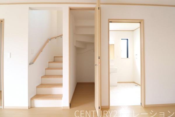 綾瀬市深谷中１丁目　新築分譲2号棟