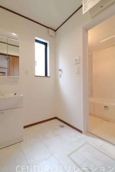 綾瀬市深谷中１丁目　新築分譲3号棟