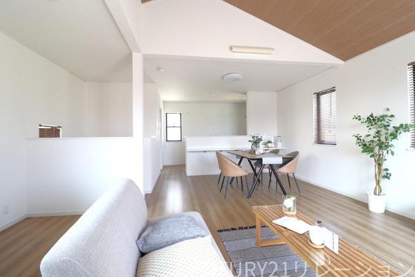 綾瀬市深谷上5丁目　中古一戸建て