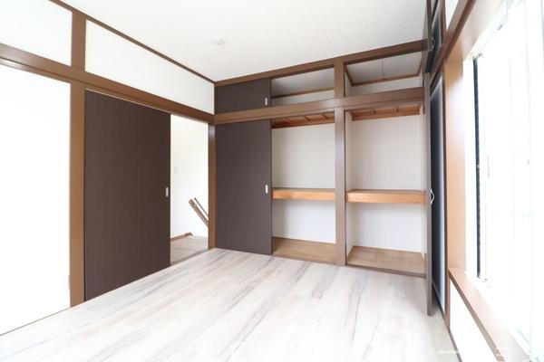 綾瀬市小園南１丁目の中古一戸建て
