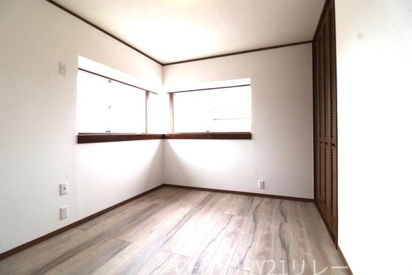 綾瀬市小園南１丁目の中古一戸建て