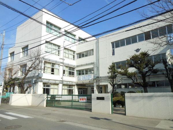 座間入谷ハイツ(座間市立西中学校)