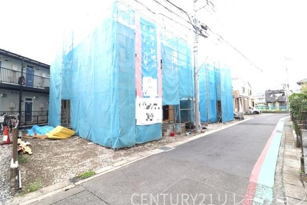 綾瀬市上土棚北3丁目新築分譲3号棟(前面道路含む現地写真)