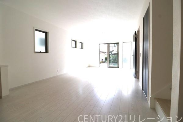 海老名市中野1丁目1期 新築分譲1号棟(リビング)