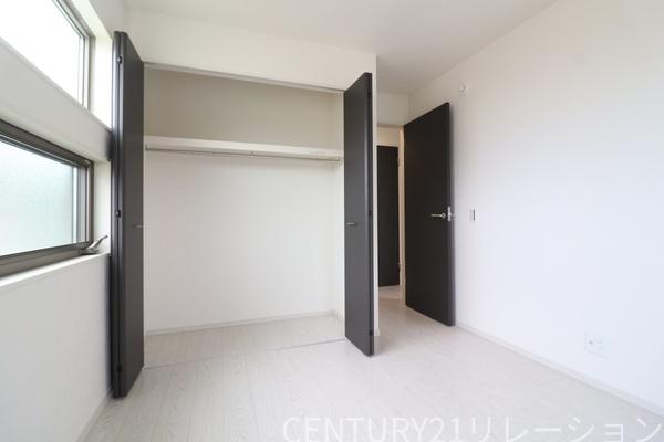 海老名市中野1丁目1期 新築分譲2号棟(収納)