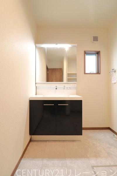 綾瀬市蓼川３丁目　新築一戸建て