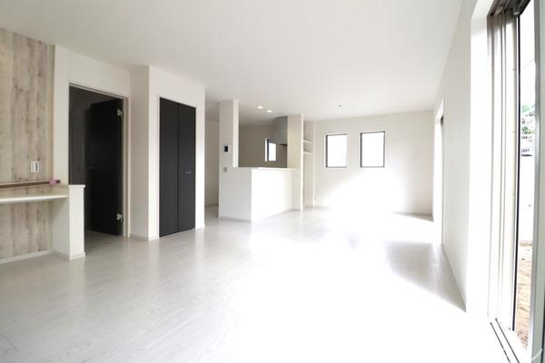 座間市南栗原6丁目6期新築分譲2号棟