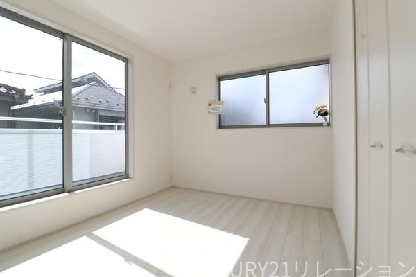 綾瀬市上土棚南5丁目新築一戸建て