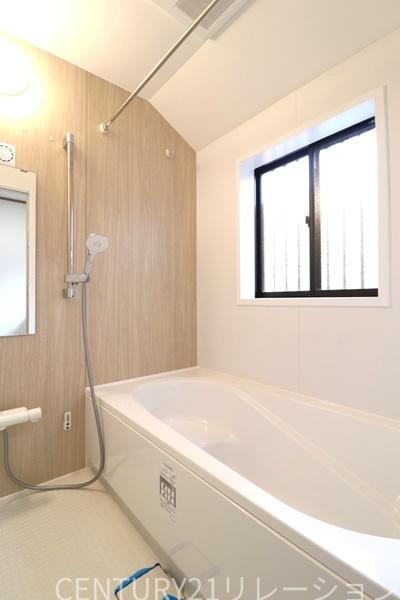 厚木市上荻野の中古一戸建て(バス)