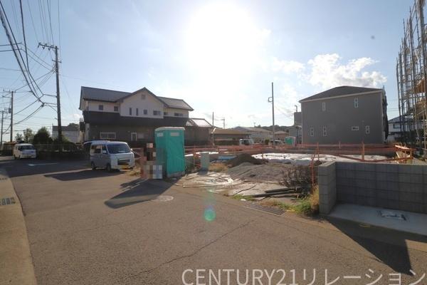 厚木市上依知第30新築分譲1号棟(前面道路含む現地写真)
