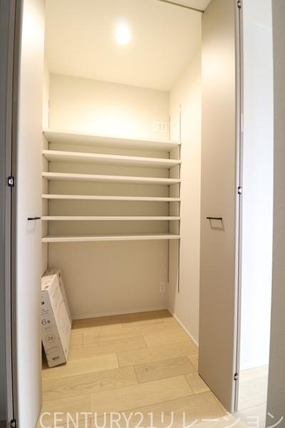 厚木市元町新築分譲C号棟(収納)