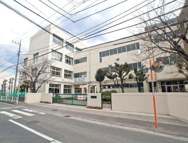 座間市座間1丁目の土地(座間市立西中学校)