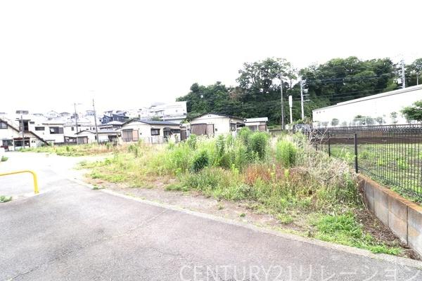 座間市南栗原３丁目　建築条件なし　売地
