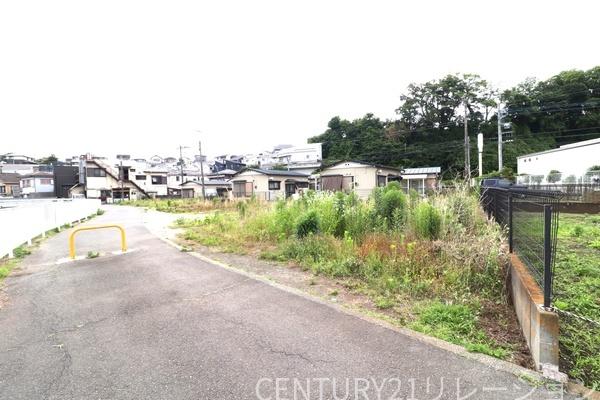 座間市南栗原３丁目　建築条件なし　売地