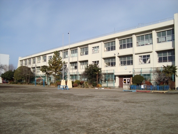 三協鶴間ガーデンハウス(座間市立ひばりが丘小学校)