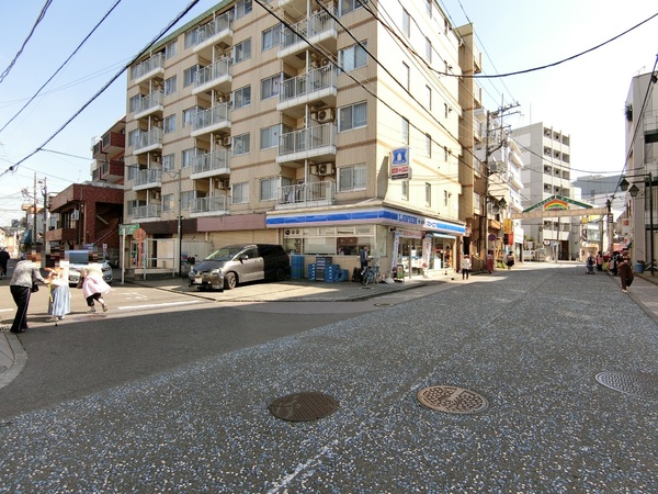 スタープラザ相武台駅前(ローソン・スリーエフ相武台駅前店)