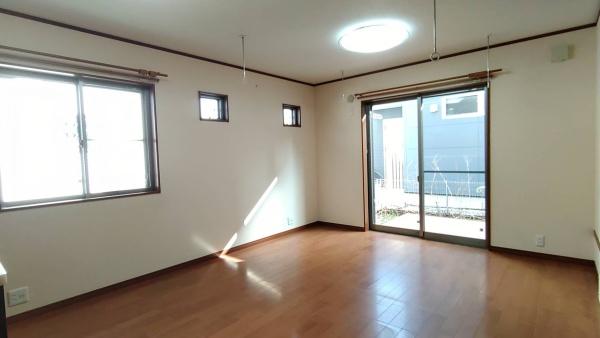 厚木市小野の中古一戸建て