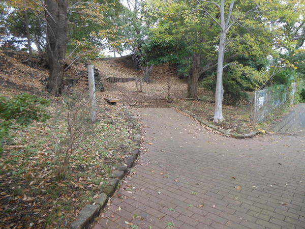 綾瀬市小園6期新築分譲1号棟(ひさご塚公園)