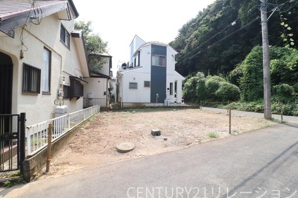 高座郡寒川町岡田８丁目の土地