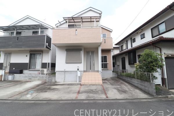 綾瀬市上土棚中6丁目中古一戸建て