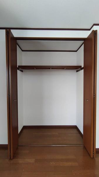 綾瀬市小園　一戸建