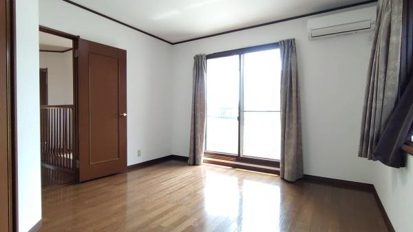 綾瀬市小園　一戸建
