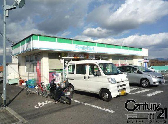 大和郡山市小林町の土地(ファミリーマート近鉄筒井駅前店)