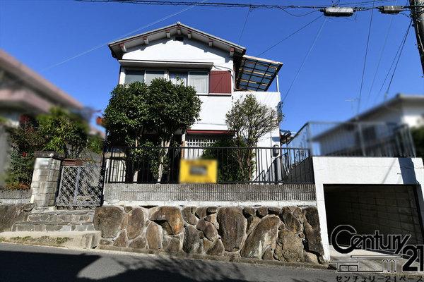 生駒郡平群町椿台３丁目の中古一戸建て