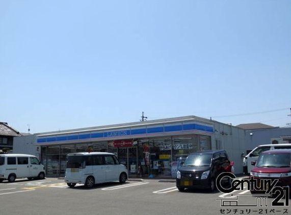 生駒郡斑鳩町法隆寺東１丁目の土地(ローソン斑鳩興留店)