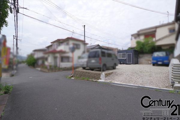 北葛城郡上牧町松里園２丁目の売土地