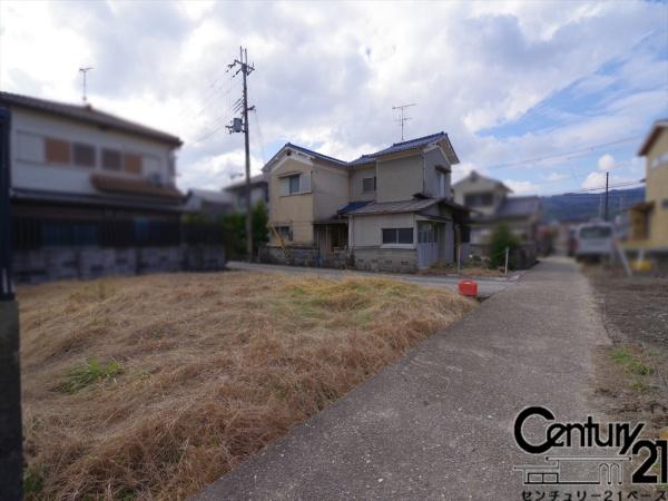 生駒郡平群町吉新３丁目　建築条件なし土地