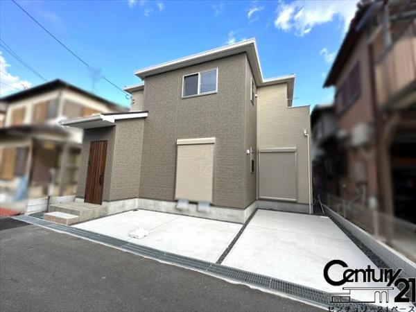 生駒郡斑鳩町目安４丁目の中古一戸建て