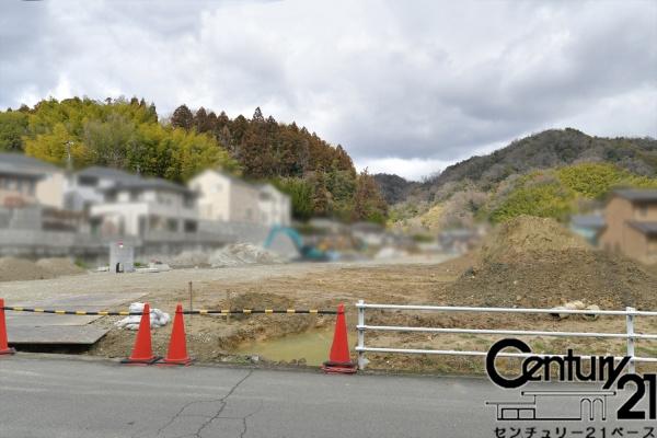 生駒郡斑鳩町龍田西１丁目７号地　建築条件なし土地