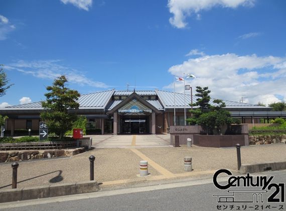 北葛城郡広陵町大字笠の土地(広陵町立図書館)