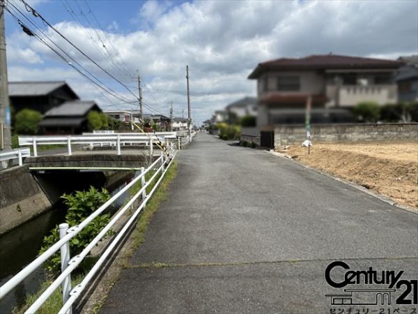 橿原市新口町　建築条件なし土地