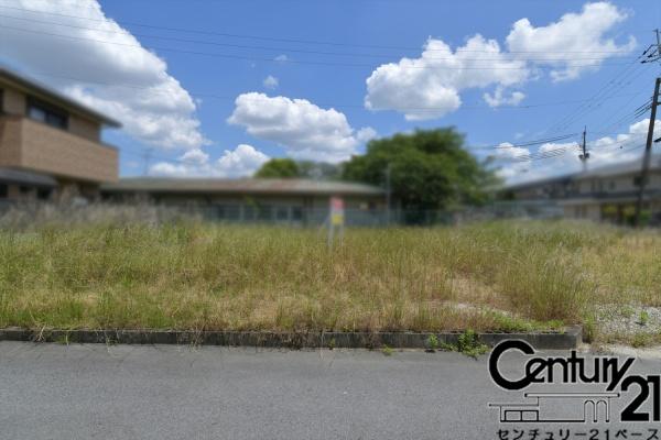 御所市栄町　建築条件なし土地