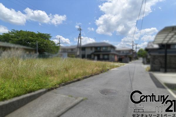 御所市栄町の土地