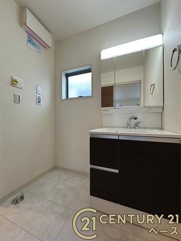 リーブルガーデン新口町３号棟／新築一戸建