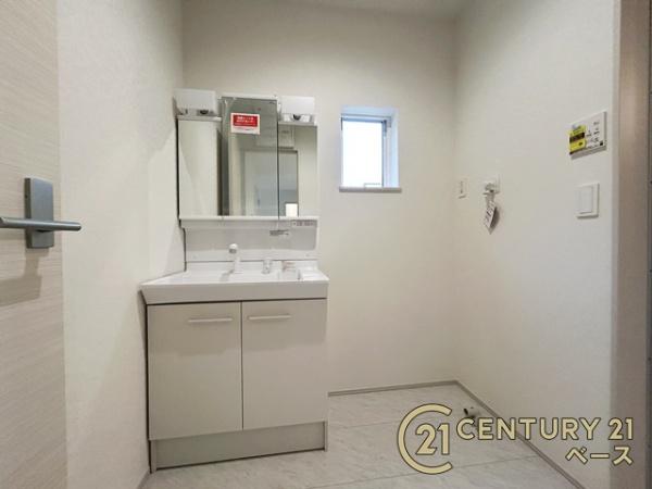 リナージュ仲之町２号棟／新築一戸建