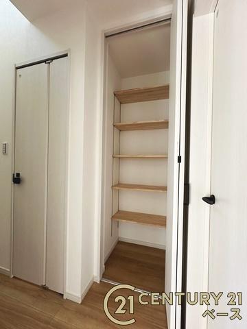 桜井市安部木材団地1号地/新築一戸建(収納)