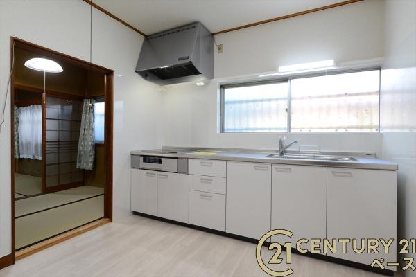 橿原市観音寺町の中古一戸建て(リビング)